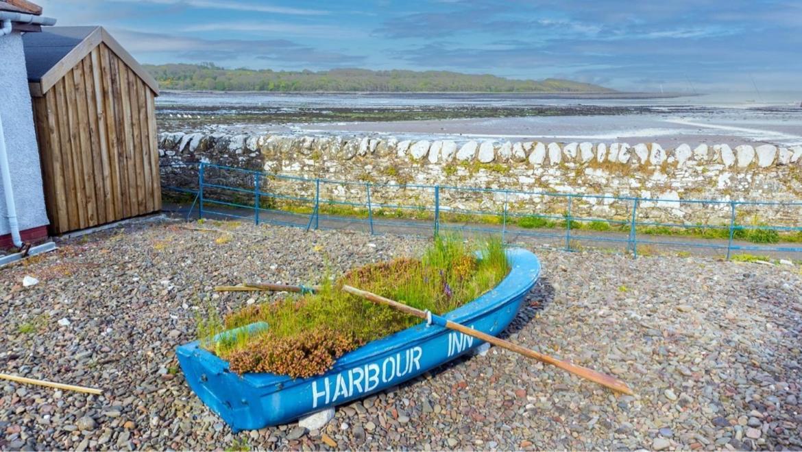 Harbour Inn Appartments Garlieston ภายนอก รูปภาพ